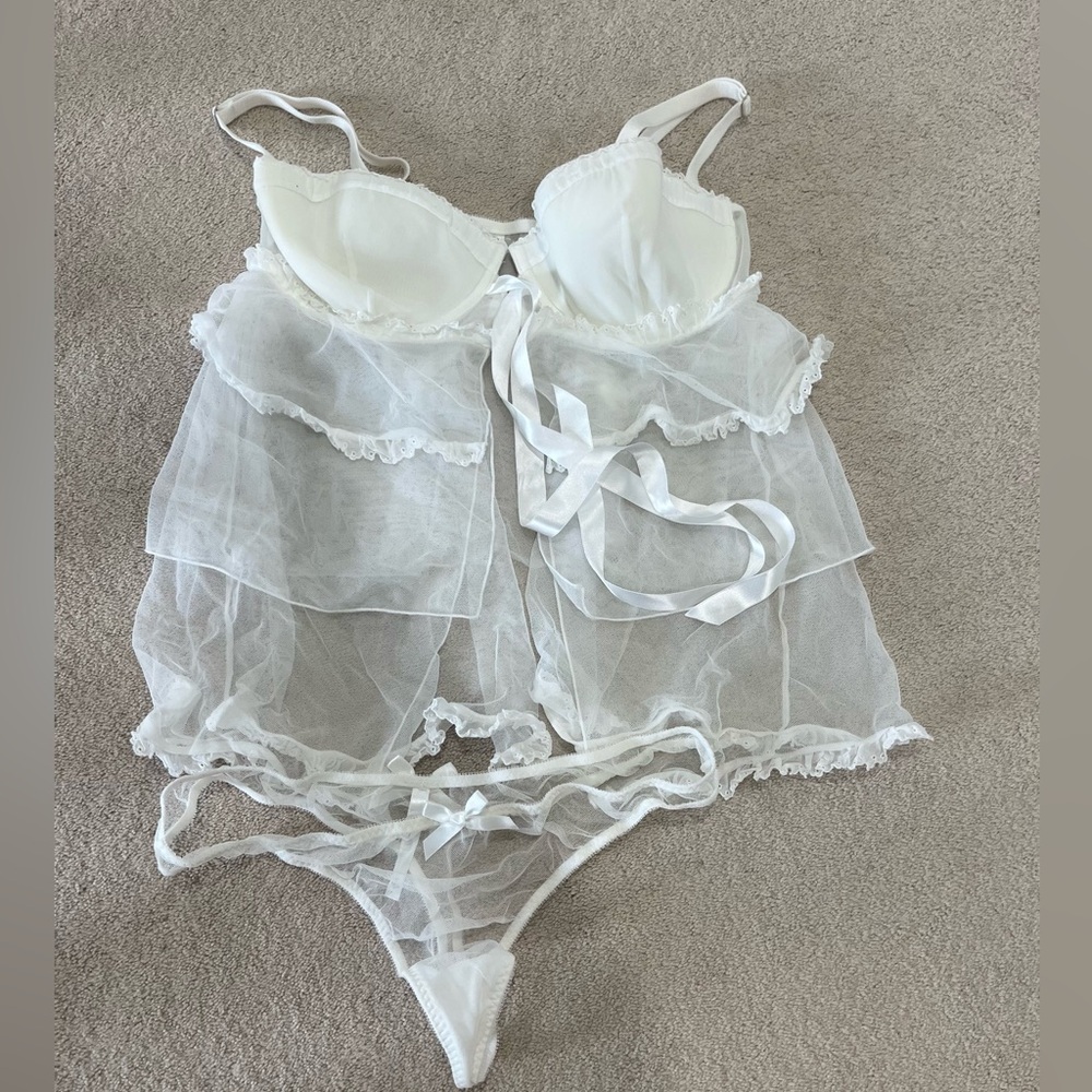 Victorias Secret I Do lingerie
